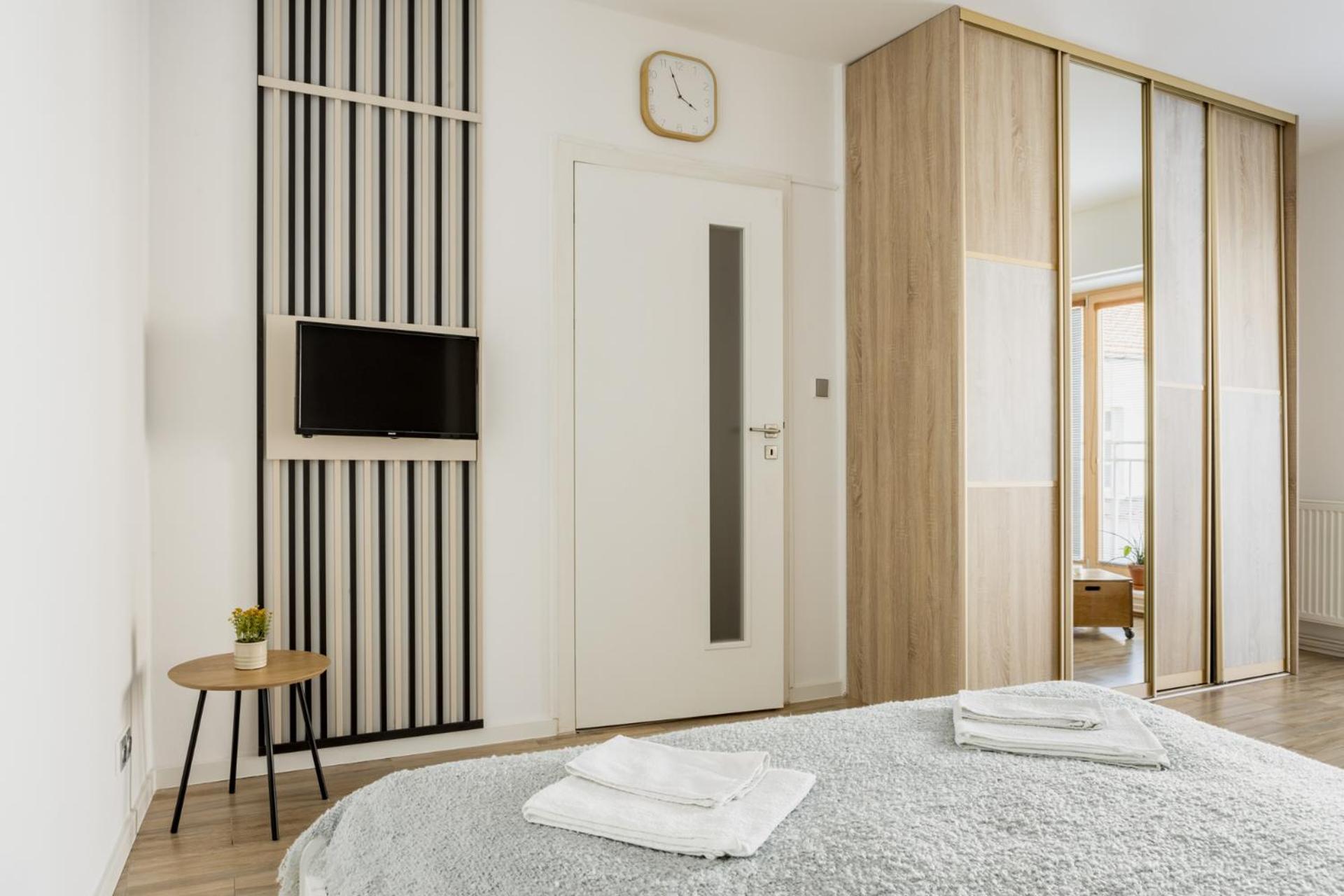 Balance Apartment *